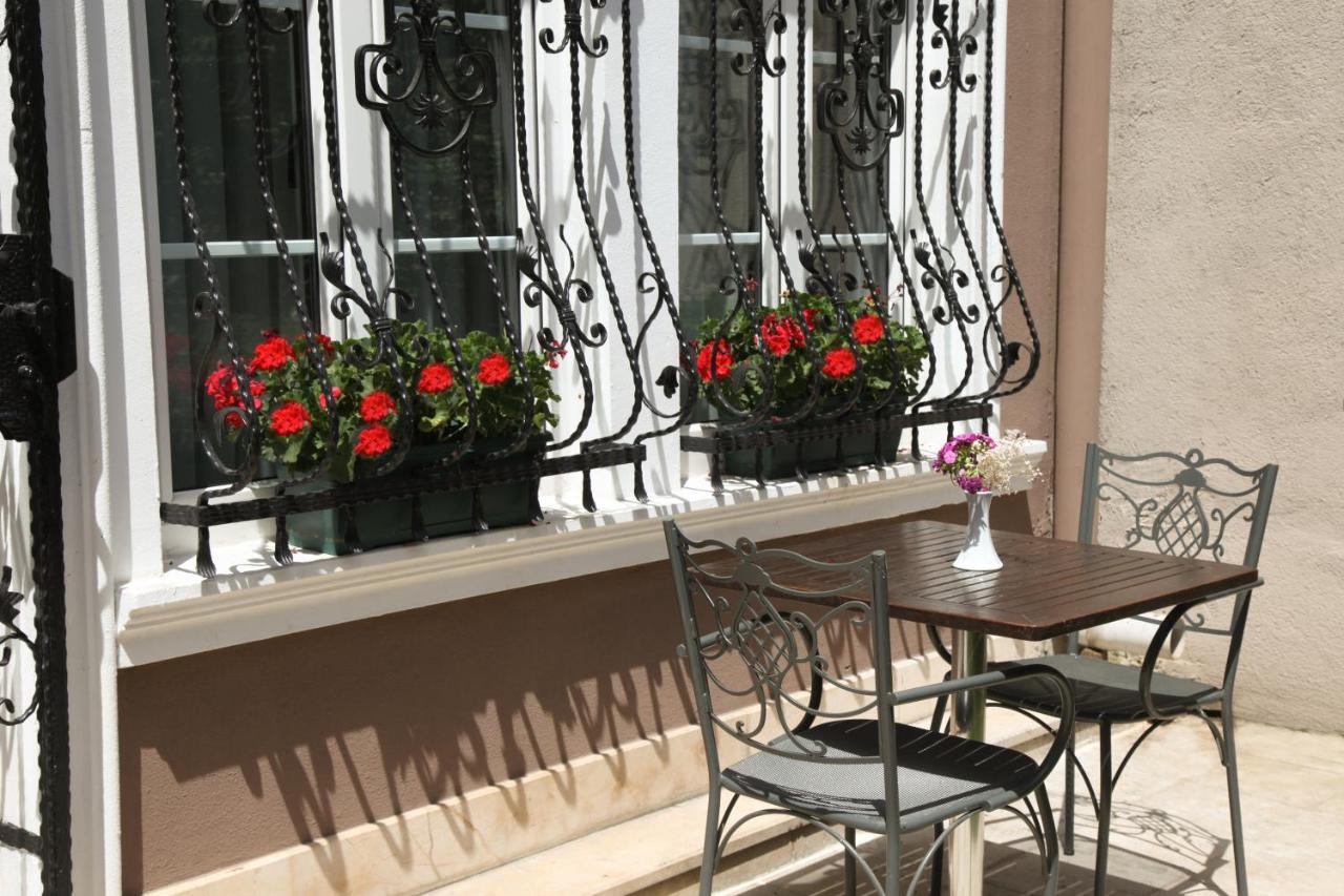 Almina Hotel - Special Class Istanbul Bagian luar foto